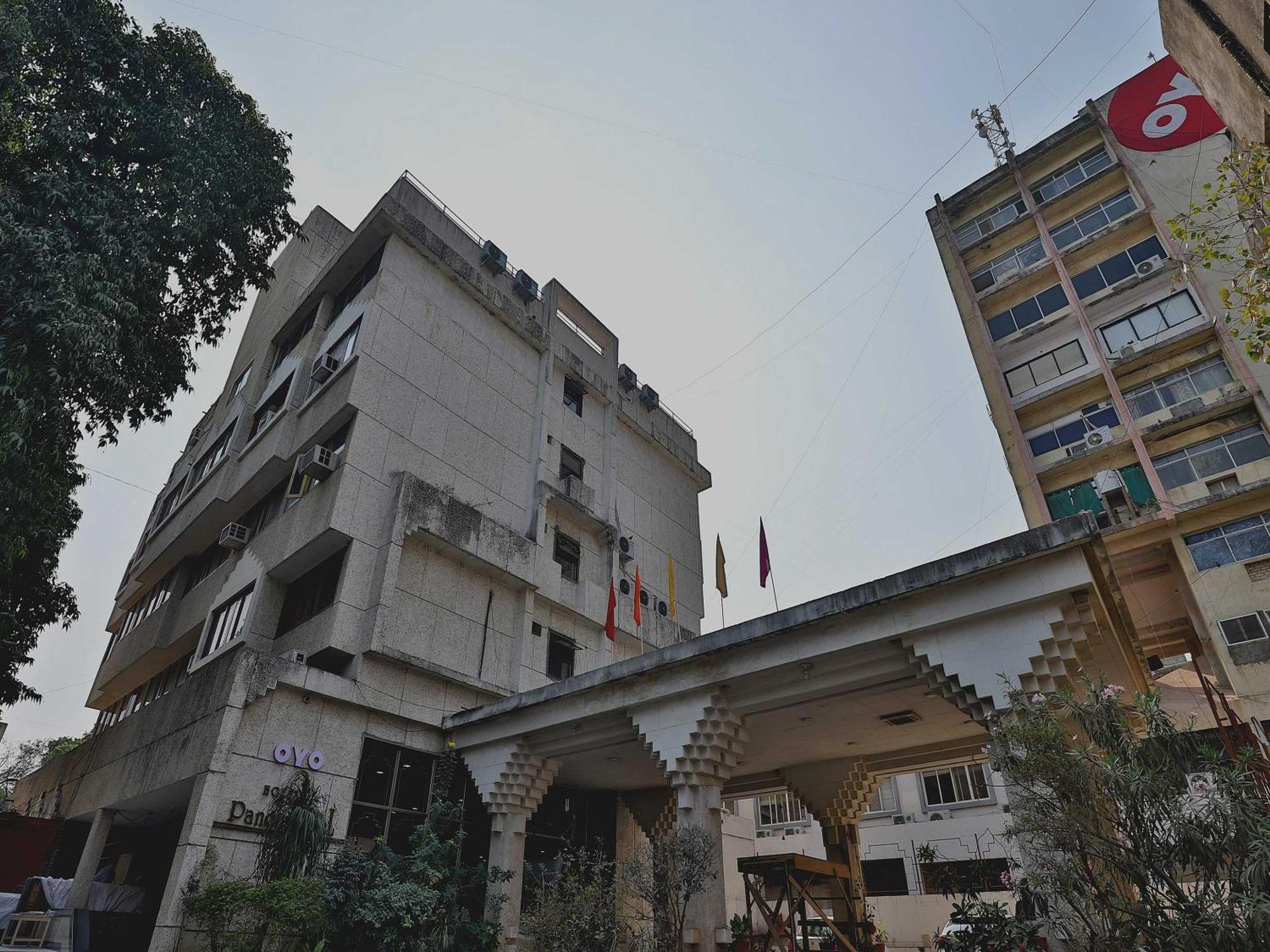 OYO 11543 Hotel Panchsheel Vadodara Buitenkant foto